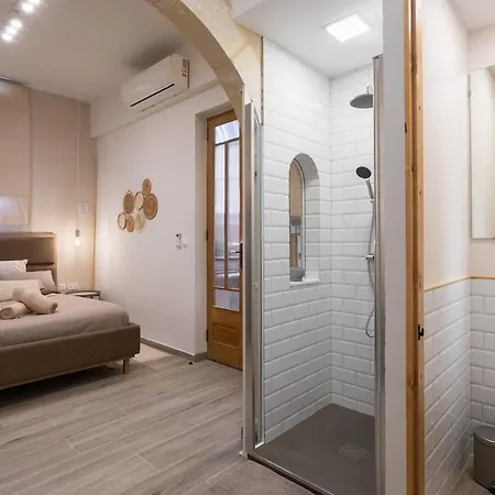 Hébergement de vacances Charming In The 3 Cities *